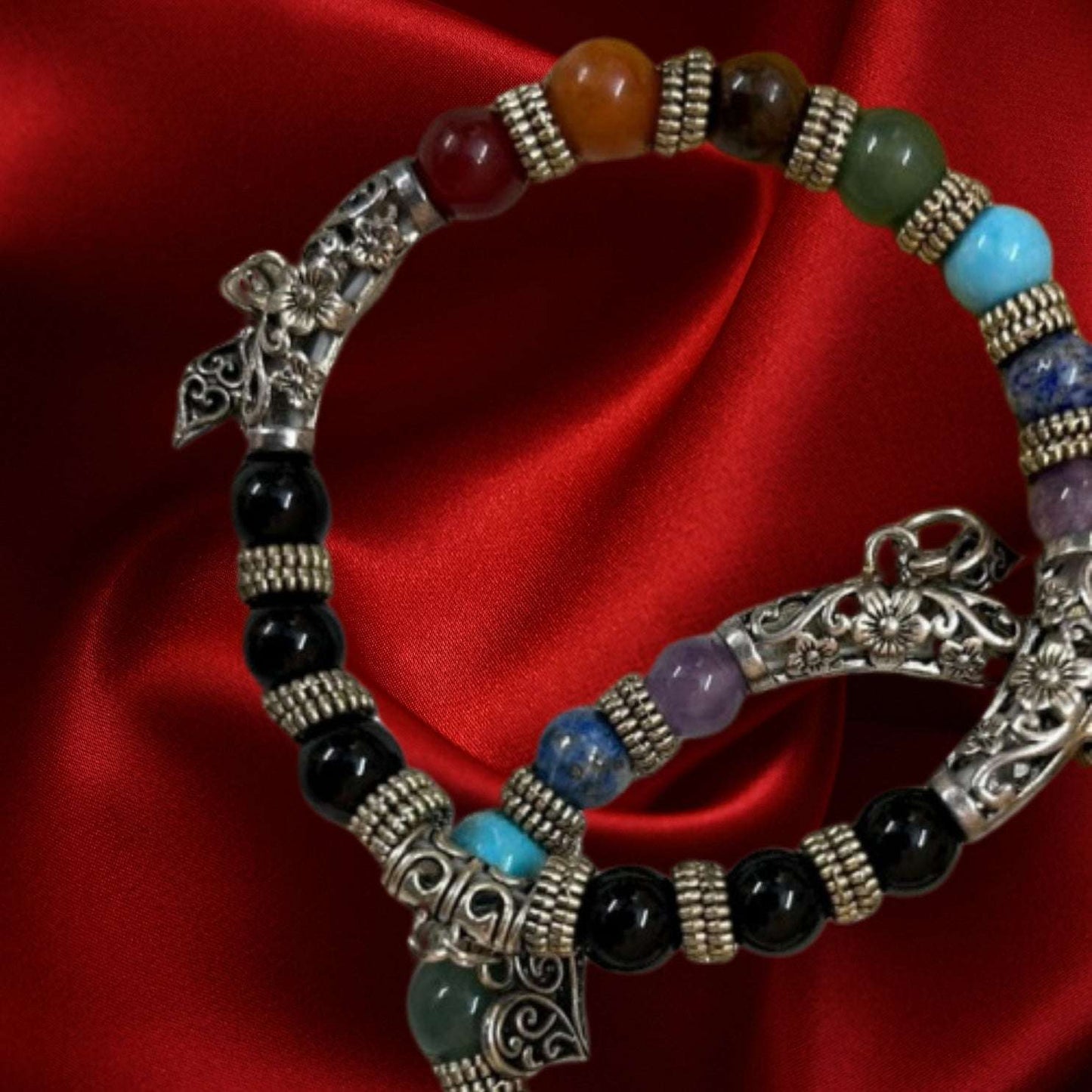 Black Onyx 7 Chakra Bracelet for Reducing Pressure Anxiety and Fear - Lifeved