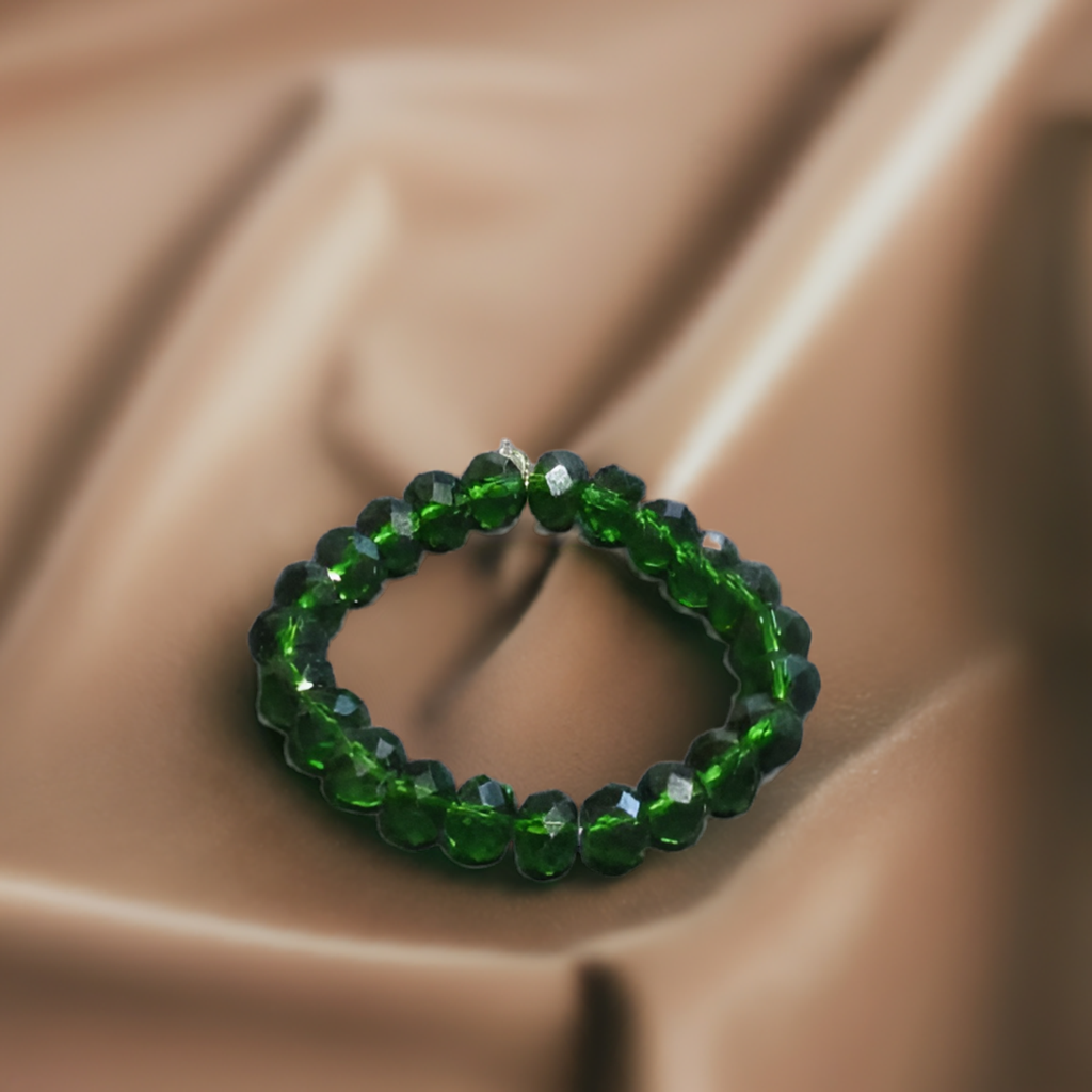 Green Crystal Bracelet for Missing Number 5 and Bringing Stability in Life
